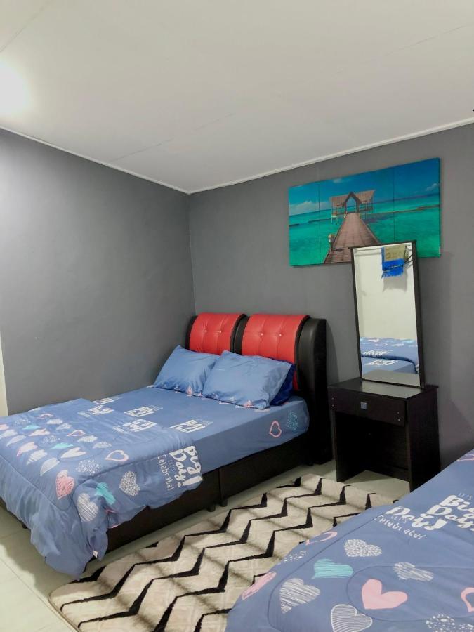 Aina Guest House コタバル エクステリア 写真