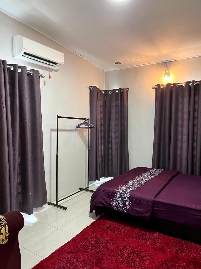 Aina Guest House コタバル エクステリア 写真